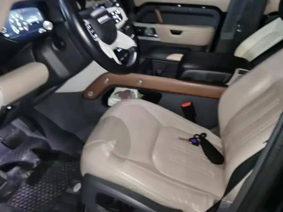 2020 Land Rover Defender 110 P400 Dark Edition — миниатюра 9