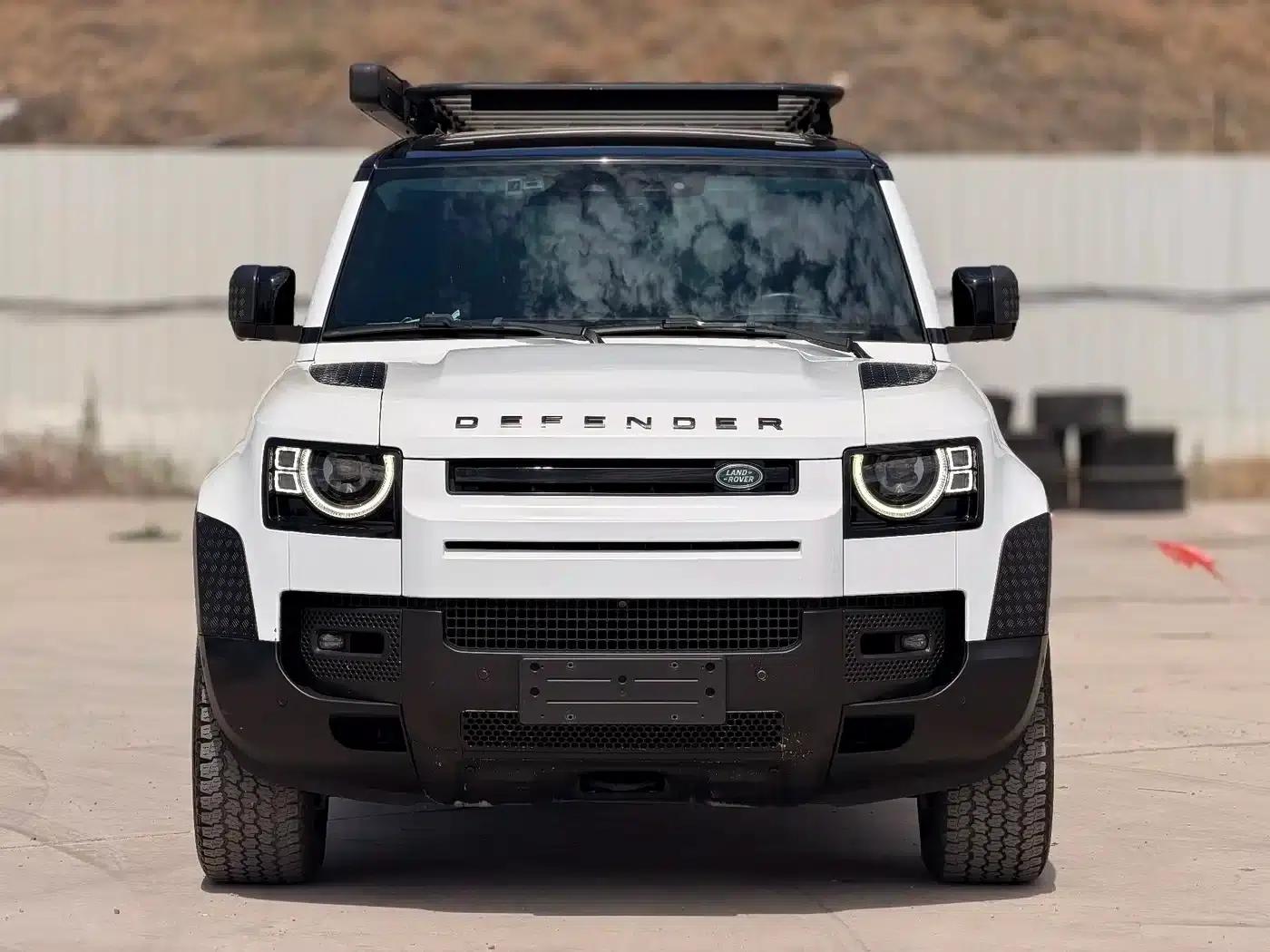 2022 Land Rover Defender 110 P400 Dark Edition — миниатюра 2
