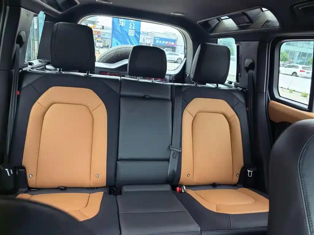 2023 Land Rover Defender 110 3.0T P400 X-DYNAMIC HSE — миниатюра 11