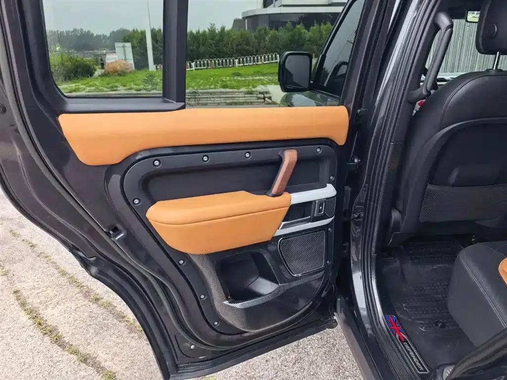 2023 Land Rover Defender 110 3.0T P400 X-DYNAMIC HSE — миниатюра 15