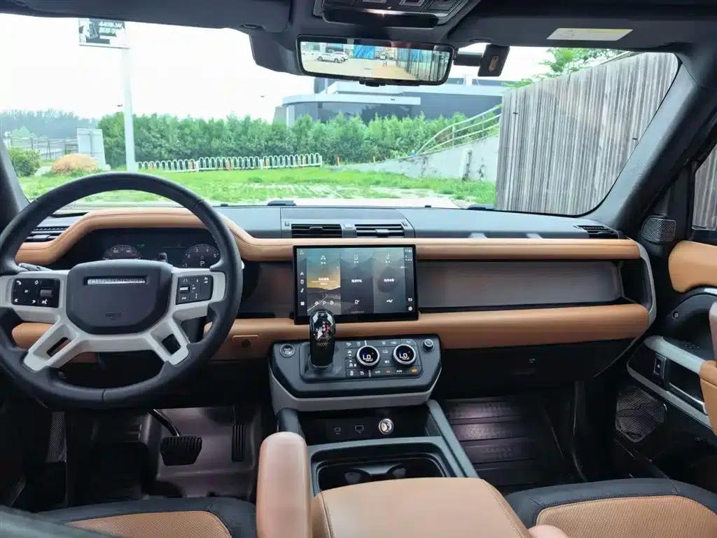 2023 Land Rover Defender 110 3.0T P400 X-DYNAMIC HSE — миниатюра 9