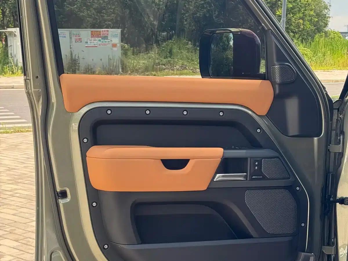 2023 Land Rover Defender 110 3.0T P400 X-DYNAMIC HSE — миниатюра 14