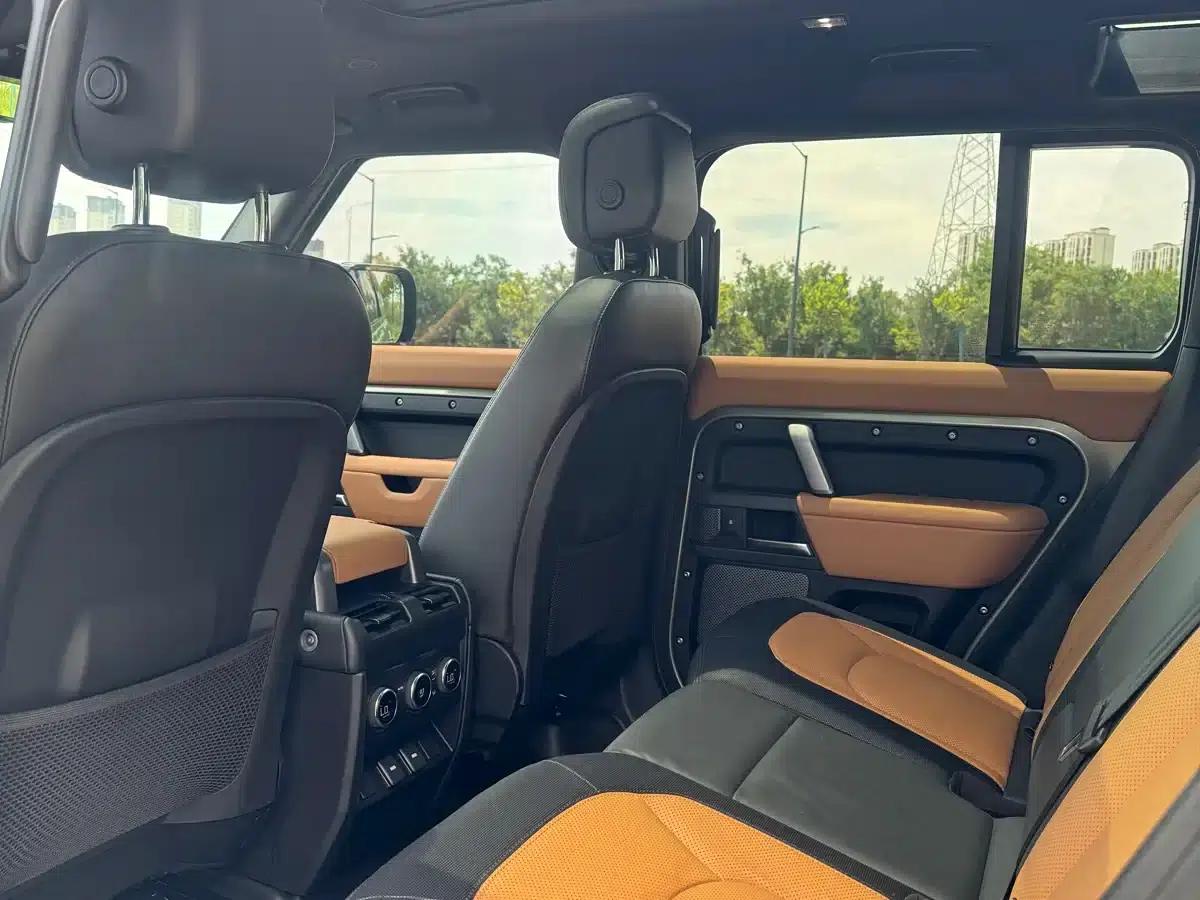 2023 Land Rover Defender 110 3.0T P400 X-DYNAMIC HSE — миниатюра 10