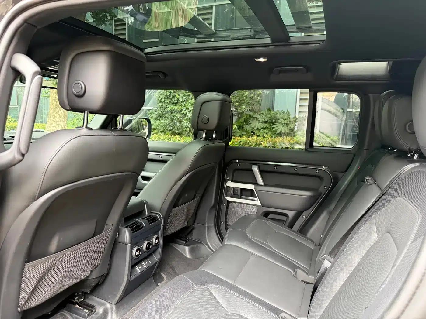 2023 Land Rover Defender Facelift 110 3.0T P400 Dark Edition — миниатюра 9