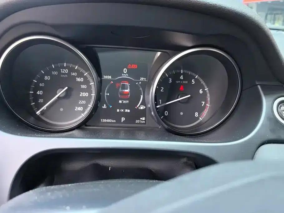 Discovery Sport 2017 2.0T SE — миниатюра 14