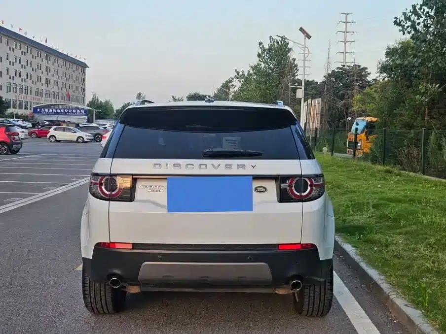 Discovery Sport 2016 2.0T SE — миниатюра 5