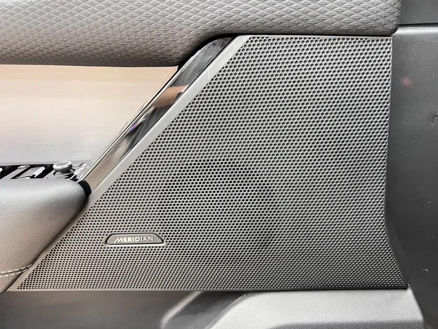 Range Rover Velar 2018 P300 S — миниатюра 20