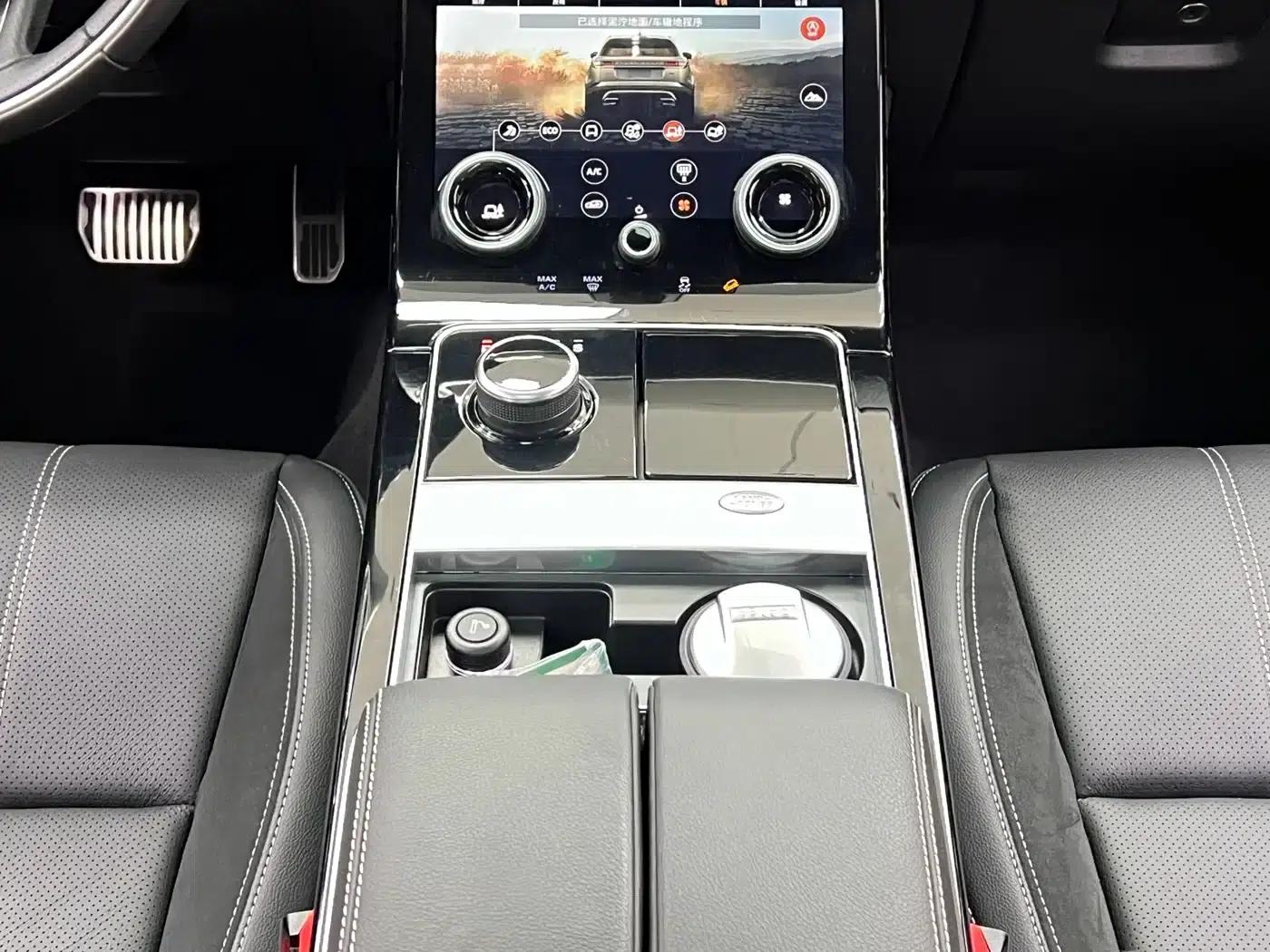 Range Rover Velar 2018 P300 S — миниатюра 27