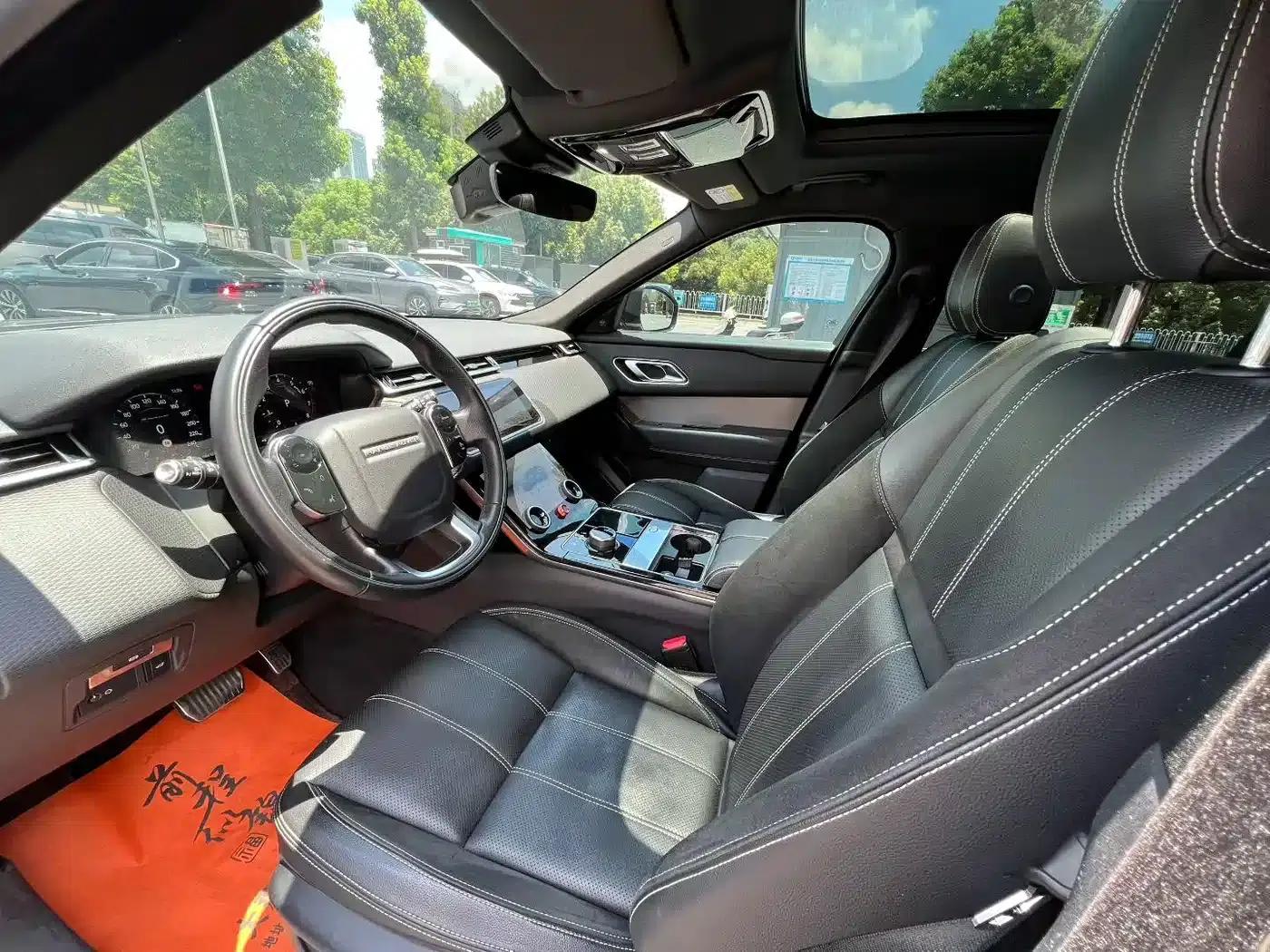 Range Rover Velar 2019 250PS R-DYNAMIC S — миниатюра 4