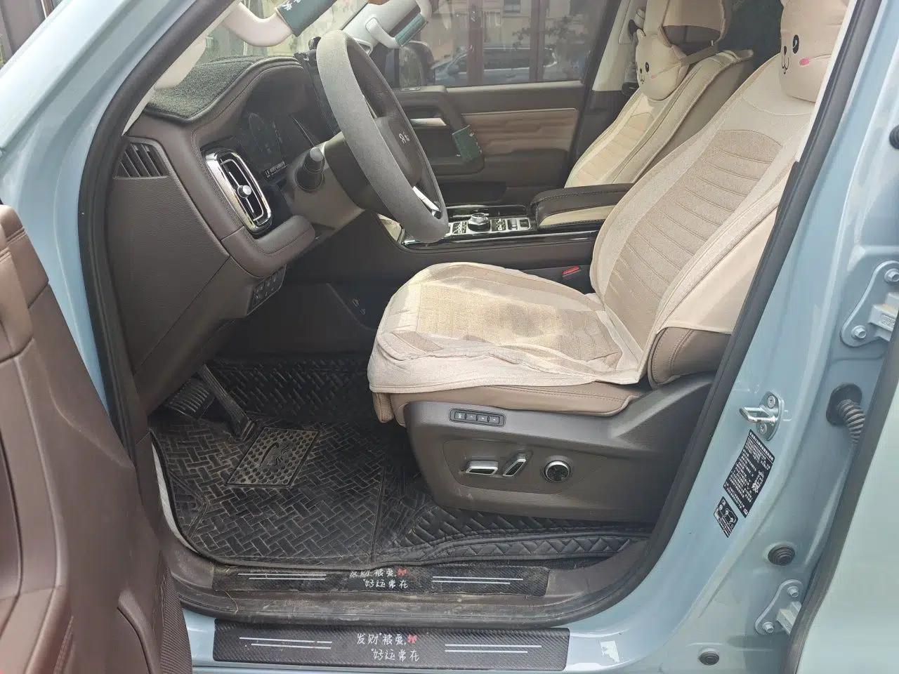 BAIC Off-Road BJ60 2022 2.0T Version 11 Seven Seats — миниатюра 15