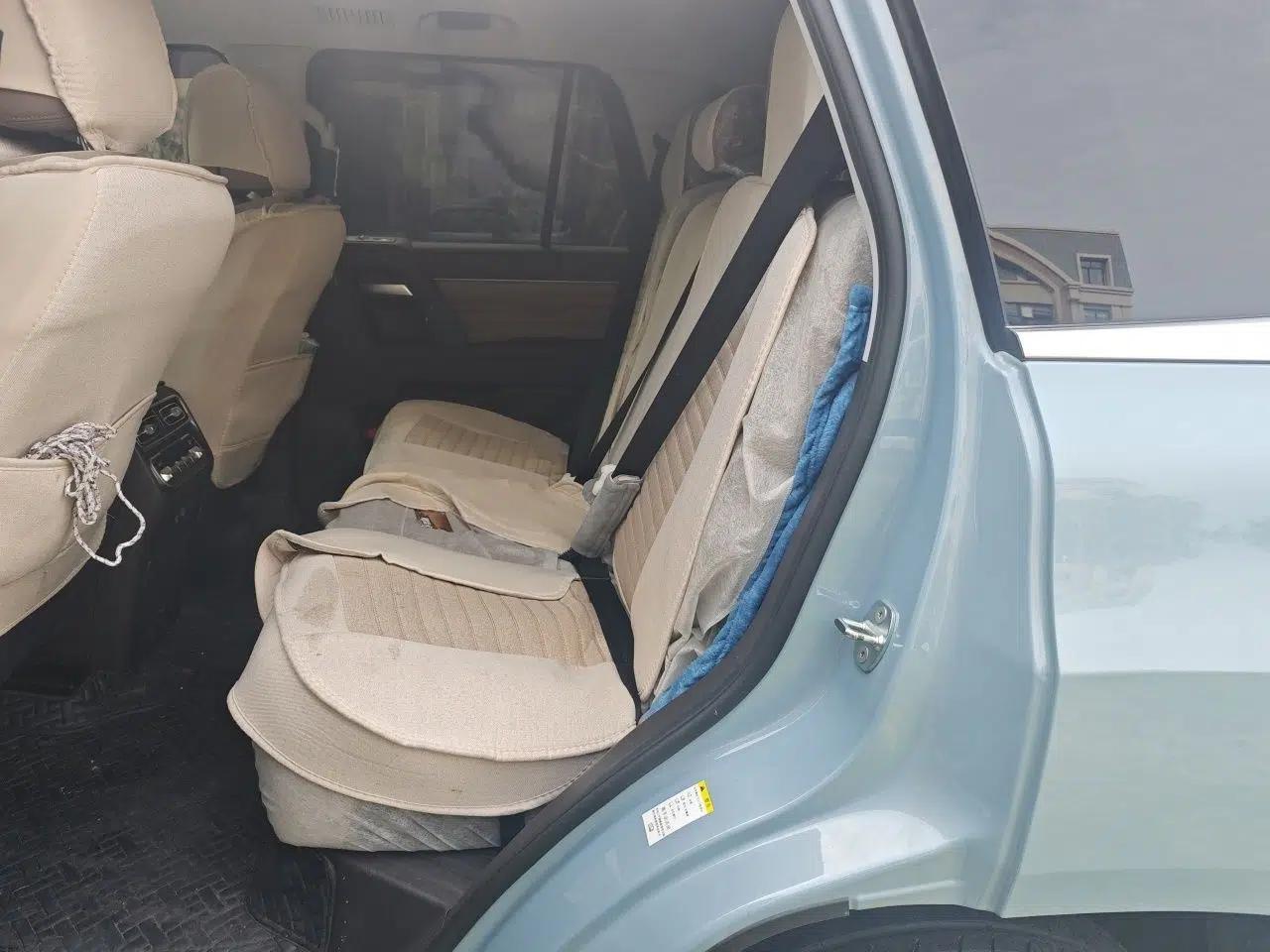 BAIC Off-Road BJ60 2022 2.0T Version 11 Seven Seats — миниатюра 17