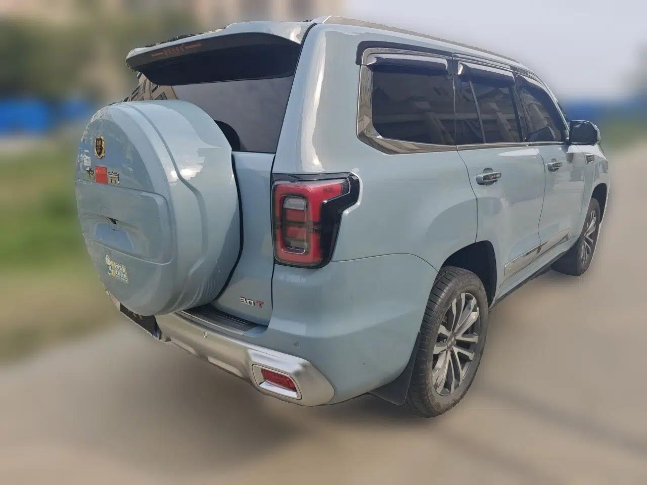 BAIC Off-Road BJ60 2022 2.0T Version 11 Seven Seats — миниатюра 6