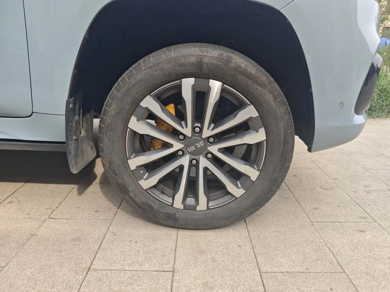 BAIC Off-Road BJ60 2022 2.0T Version 11 Seven Seats — миниатюра 8