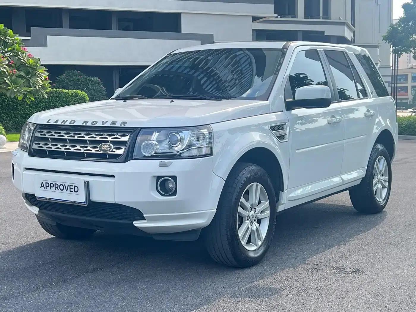 Freelander 2 2014 2.2T SD4 SE Diesel — миниатюра 1