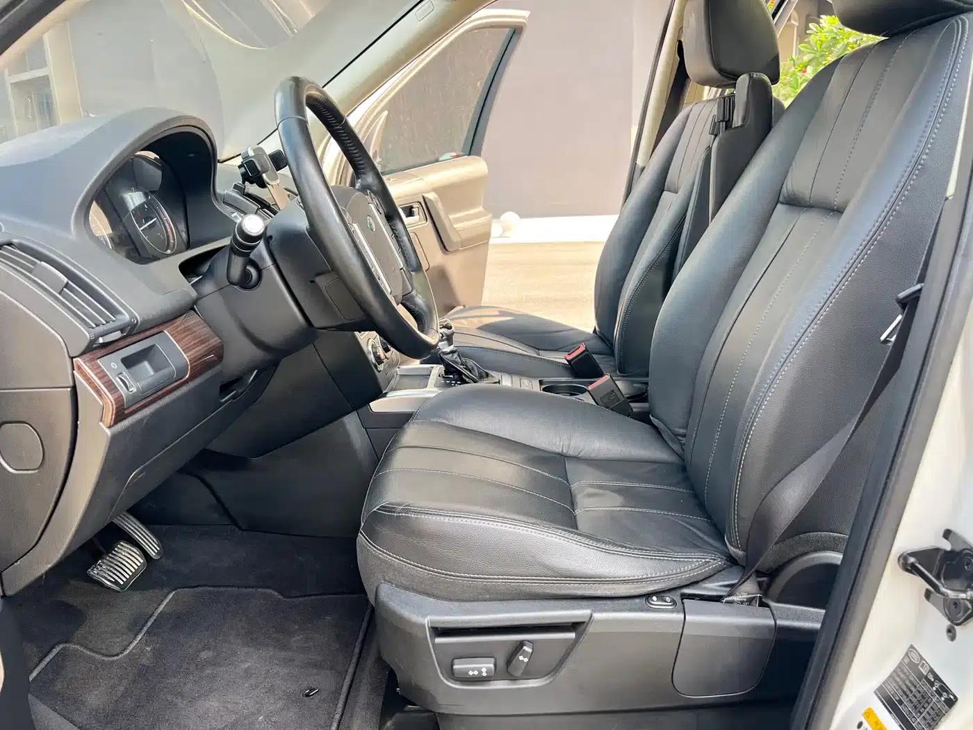 Freelander 2 2014 2.2T SD4 SE Diesel — миниатюра 13