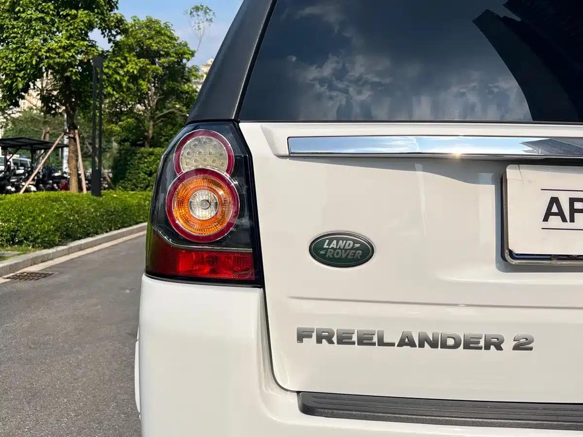 Freelander 2 2014 2.2T SD4 SE Diesel — миниатюра 10