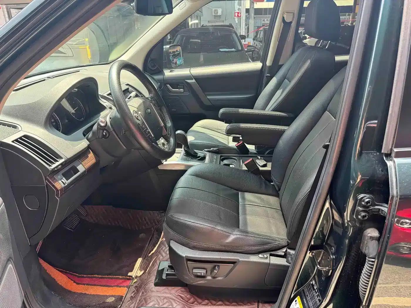 Freelander 2 2013 2.2T SD4 SE Diesel — миниатюра 4