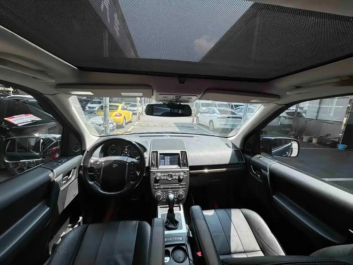 Freelander 2 2013 2.2T SD4 SE Diesel — миниатюра 7