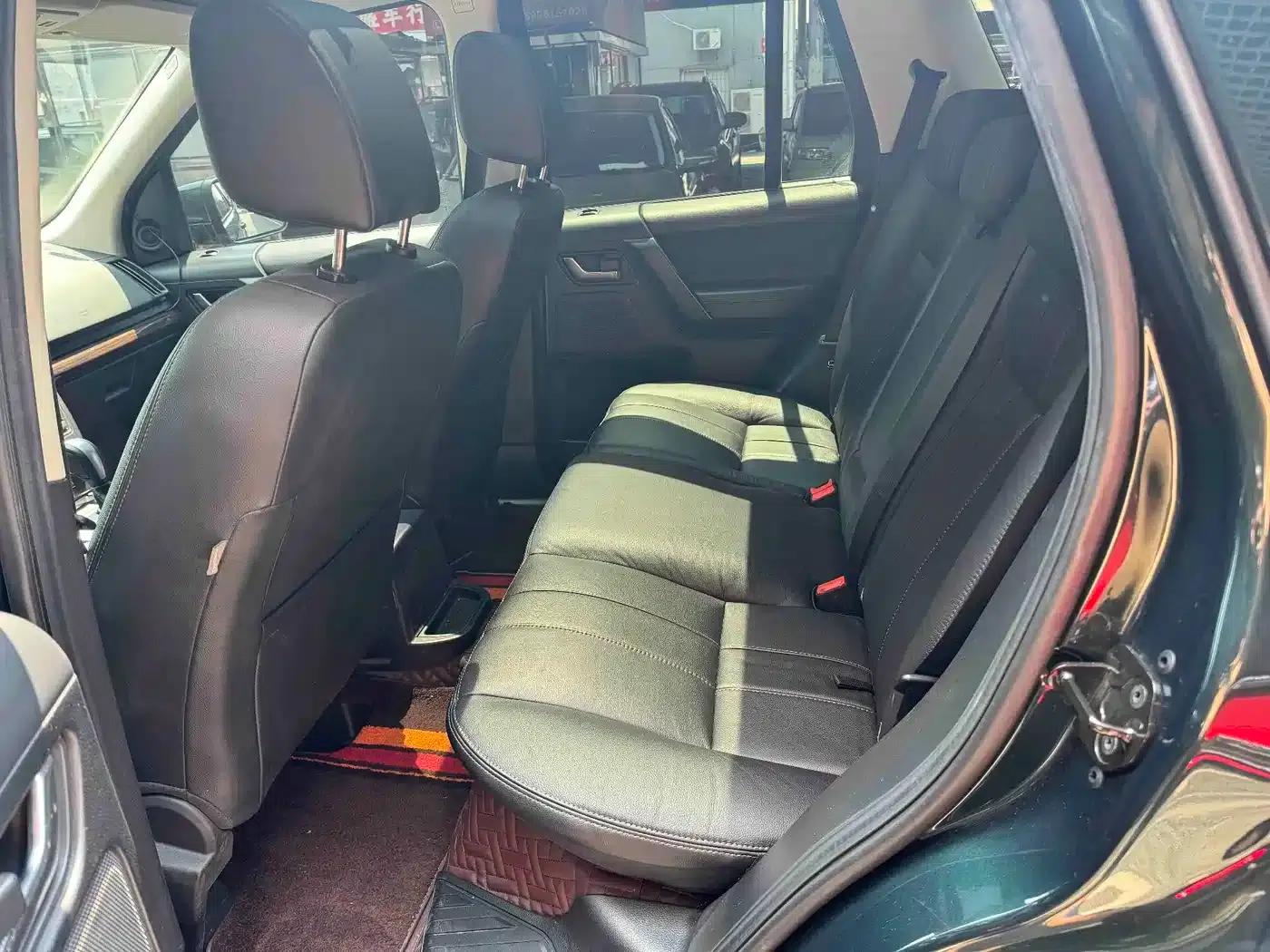 Freelander 2 2013 2.2T SD4 SE Diesel — миниатюра 8