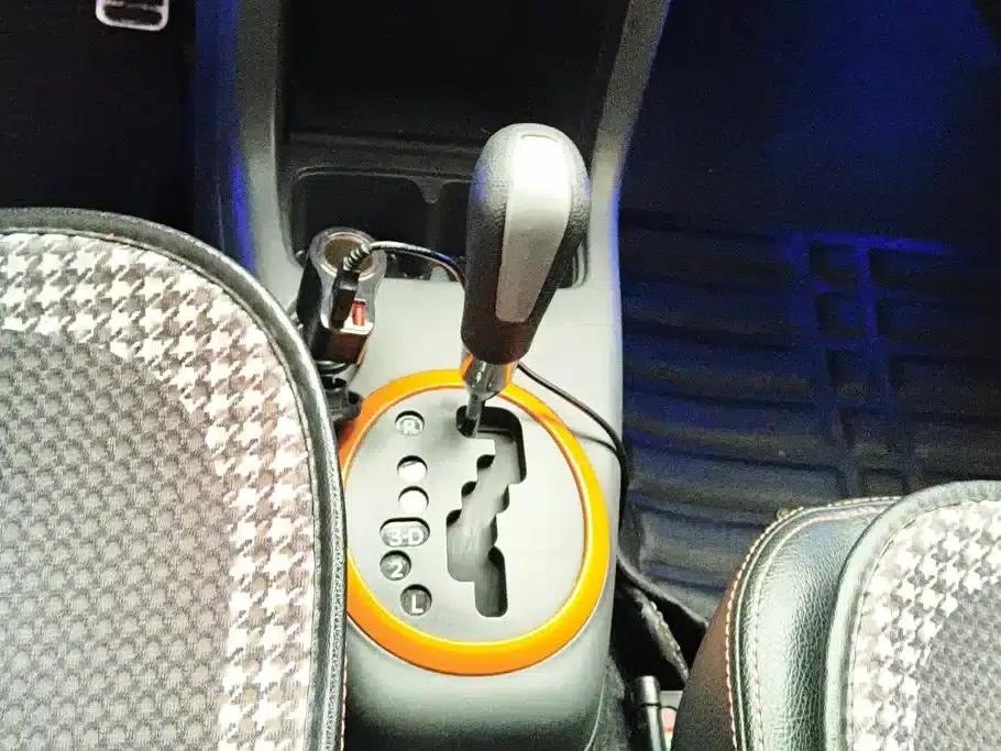 2016 Swift 1.5L Automatic Fashion Cool Play Edition — миниатюра 16