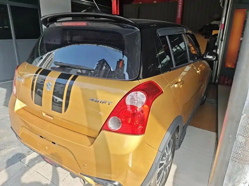 2015 Swift 1.5L Automatic Limited Edition — миниатюра 7
