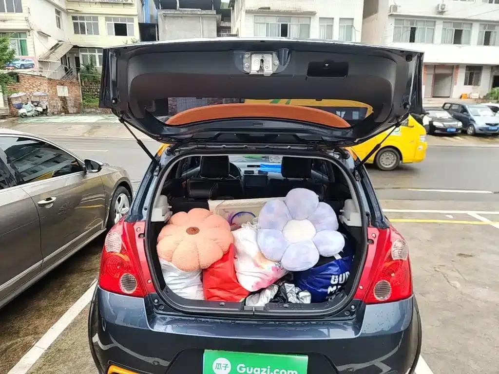 2016 Swift 1.5L Automatic Fashion Cool Play Edition — миниатюра 19