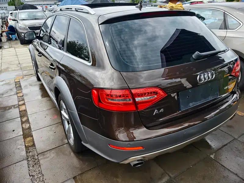2014 Audi A4 (Imported) 40 TFSI allroad quattro plus version — миниатюра 3