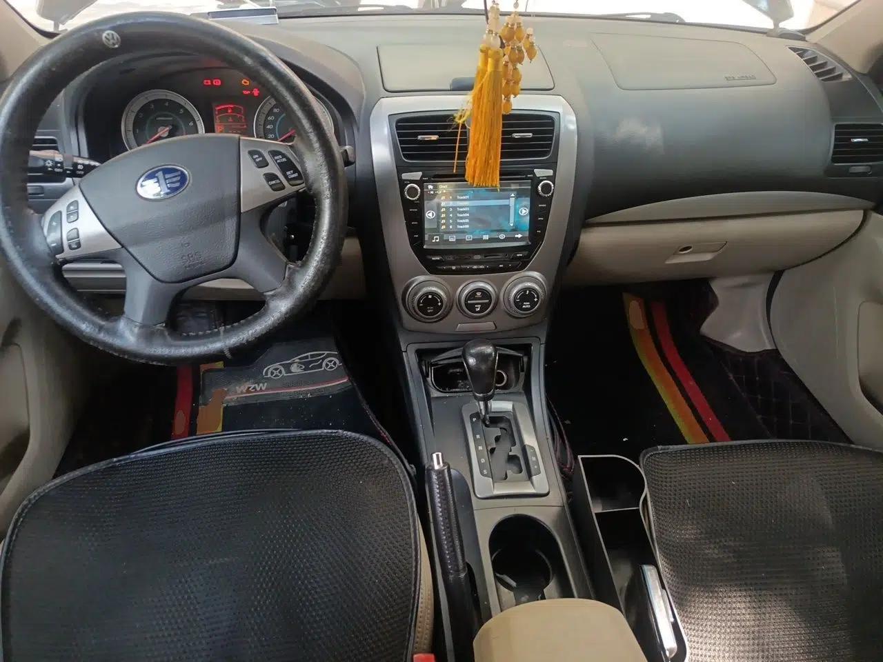 Bestune B50 2012 1.6L Automatic Prestige Edition — миниатюра 9