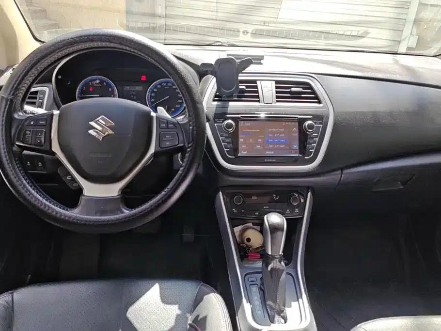 2015 Vitara 1.4T Automatic 2WD Premium — миниатюра 12
