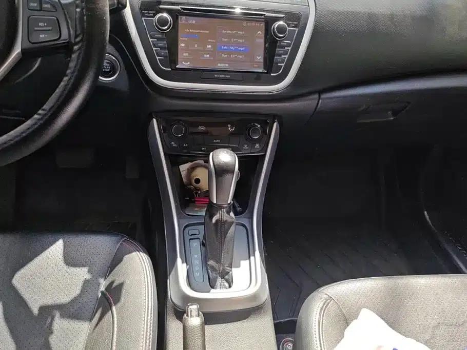 2015 Vitara 1.4T Automatic 2WD Premium — миниатюра 16
