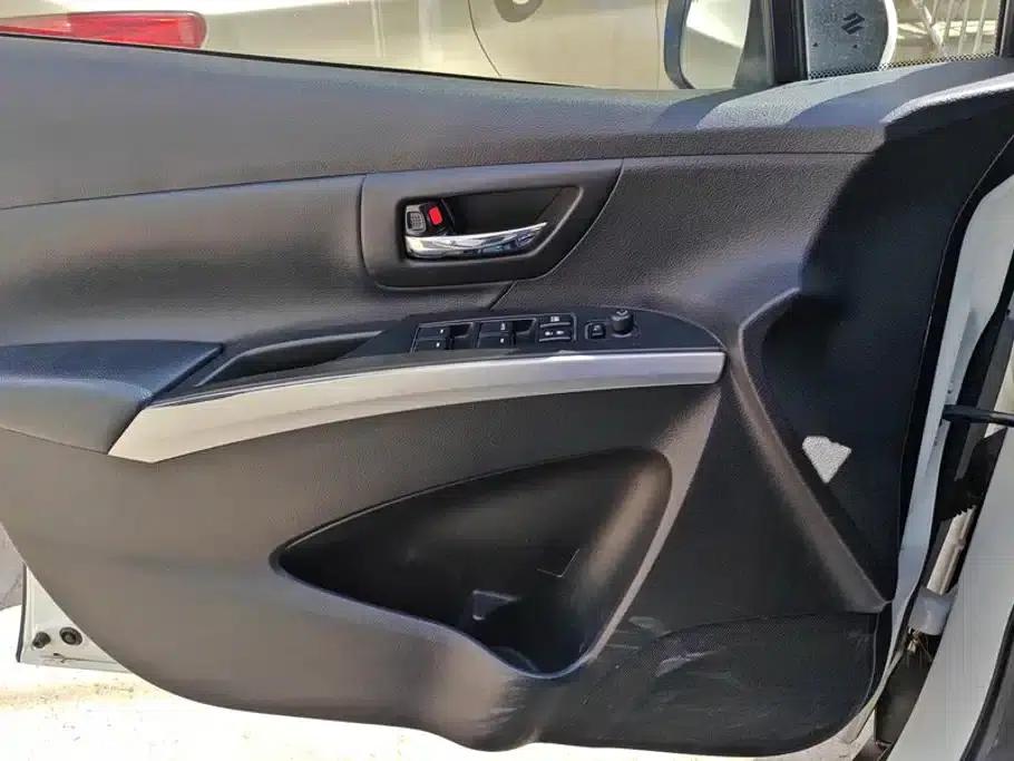 2015 Vitara 1.4T Automatic 2WD Premium — миниатюра 7