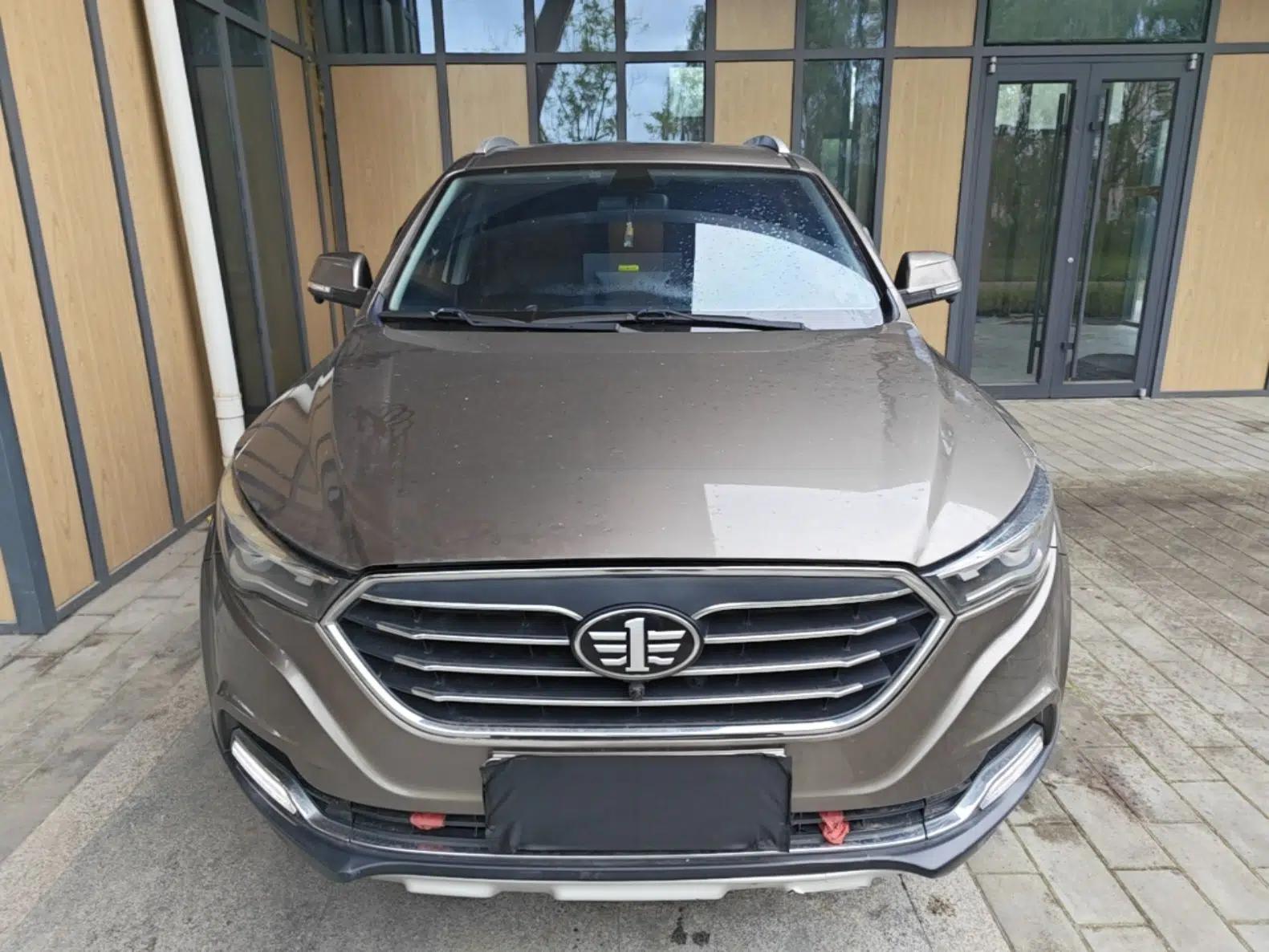 Bestune X40 2019 1.6L Automatic Luxury Edition China VI — миниатюра 2
