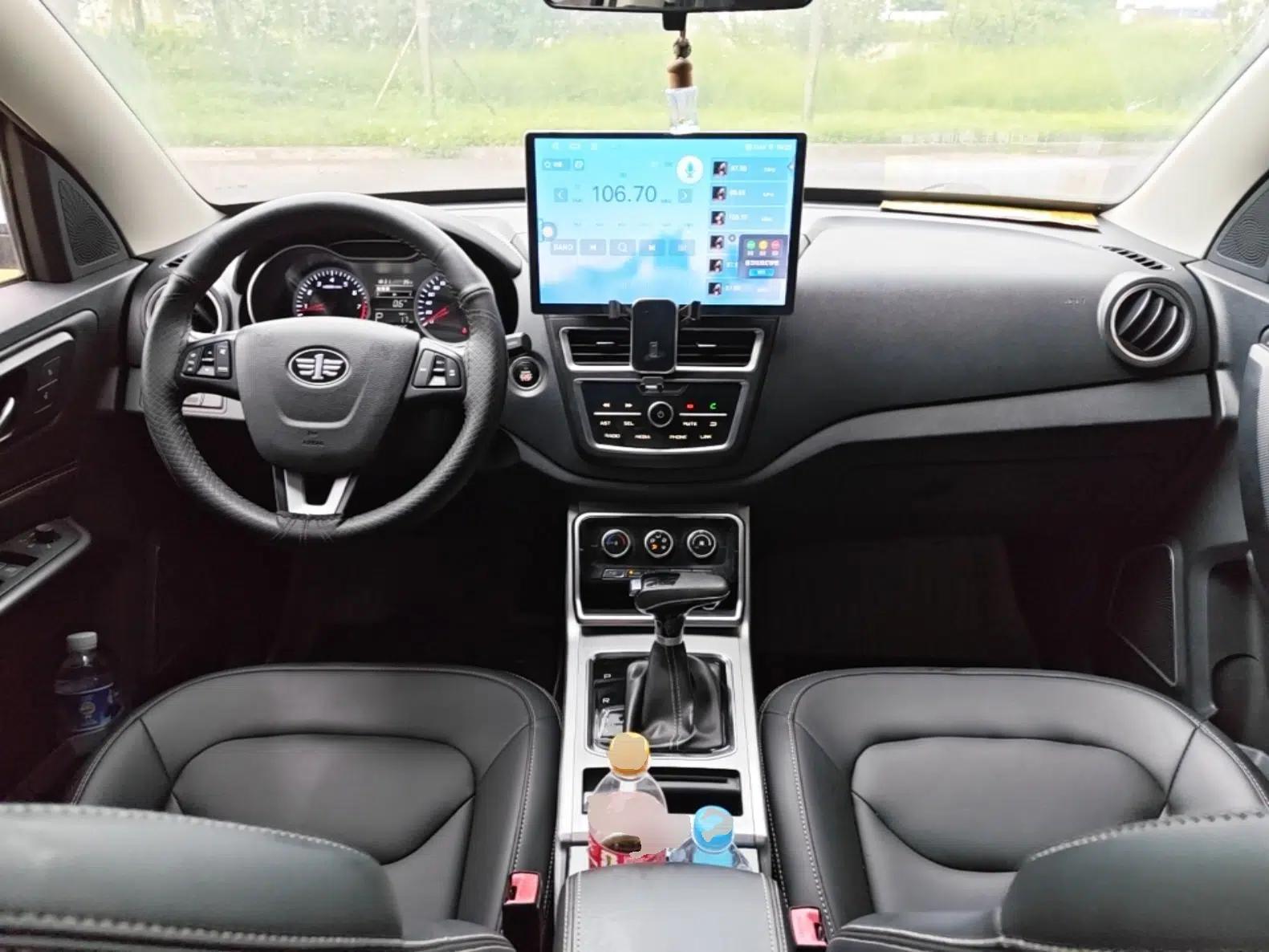 Bestune X40 2019 1.6L Automatic Luxury Edition China VI — миниатюра 12