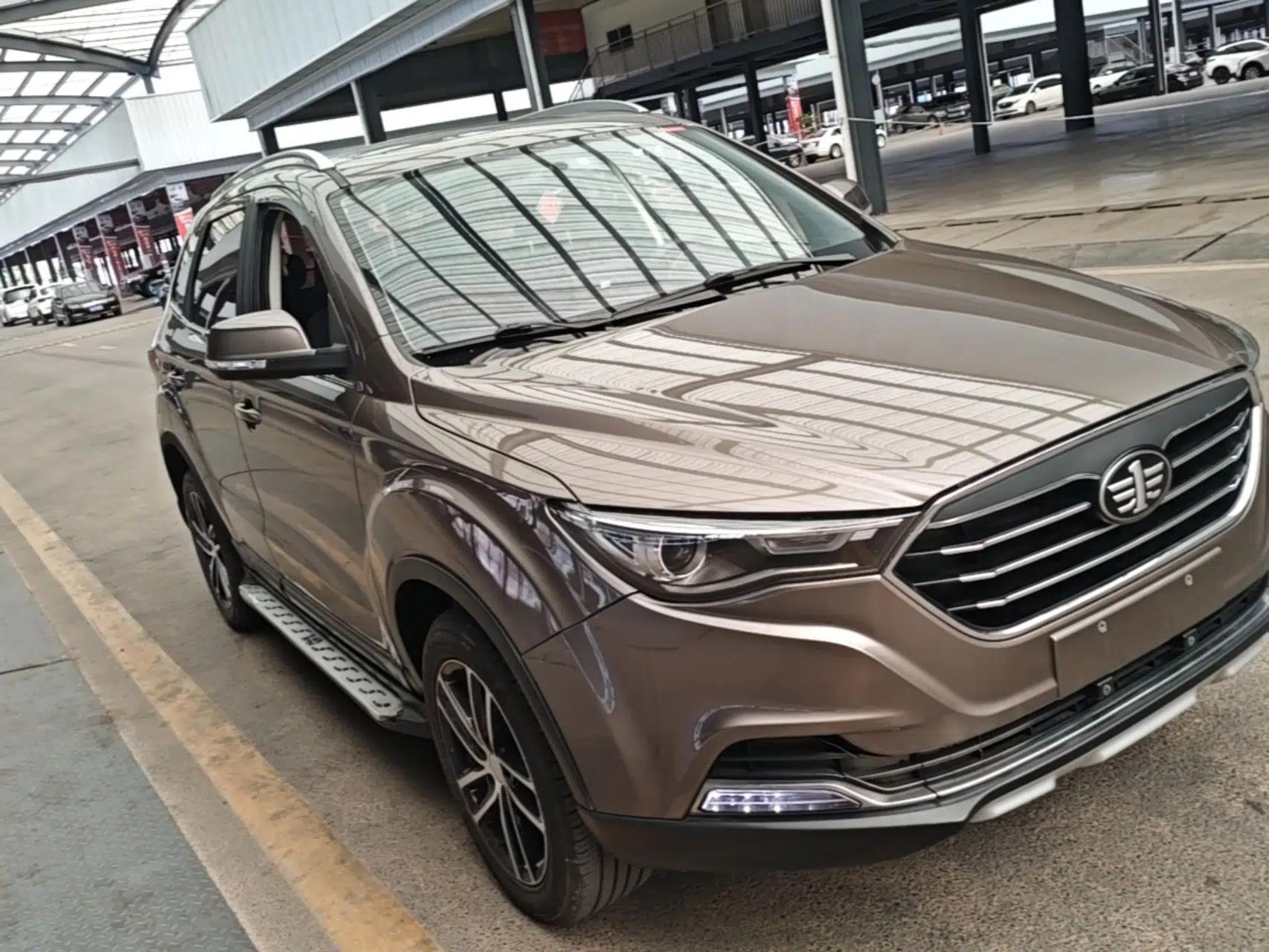 Bestune X40 2017 1.6L Automatic Prestige Edition — миниатюра 3