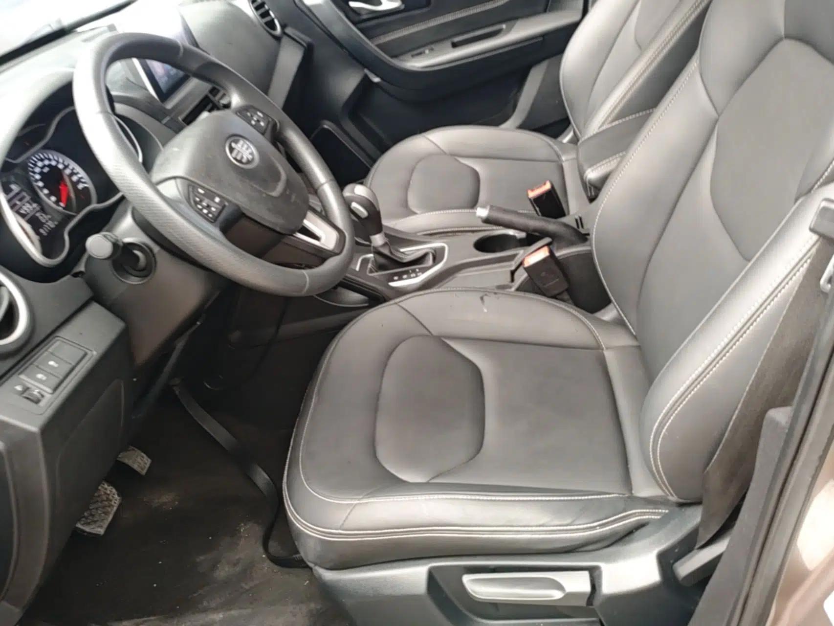 Bestune X40 2017 1.6L Automatic Prestige Edition — миниатюра 22