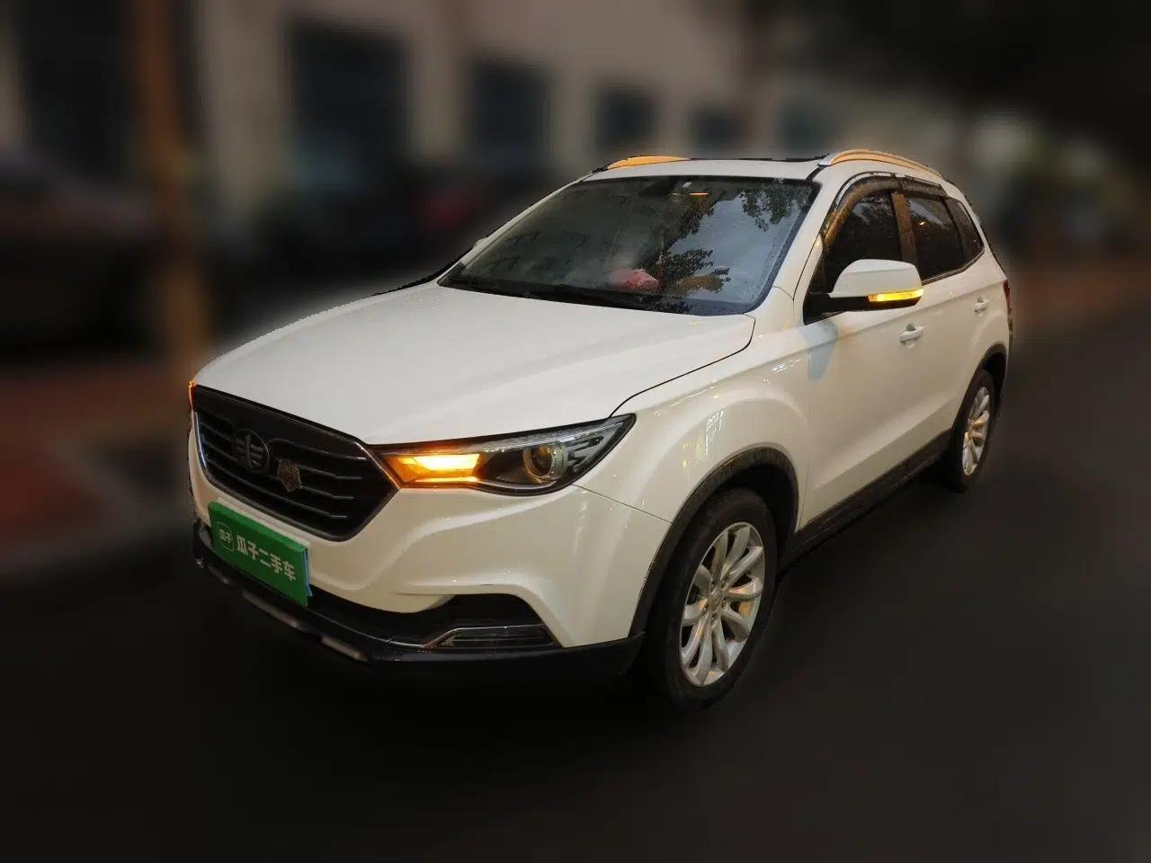 Bestune X40 2019 1.6L Automatic Luxury Edition China VI — миниатюра 1