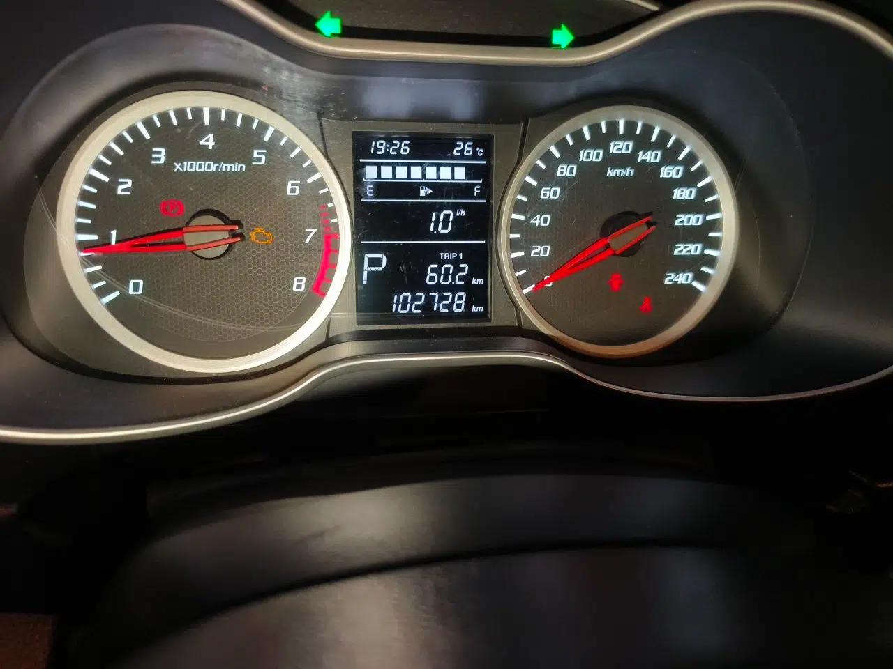 Bestune X40 2019 1.6L Automatic Luxury Edition China VI — миниатюра 12