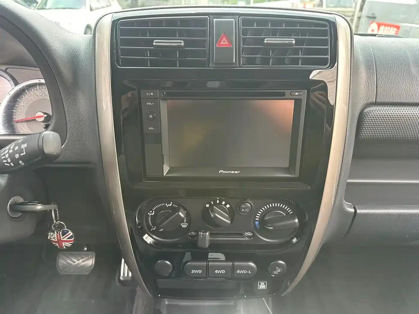 Jimny (Imported) 2015 1.3 AT Mode3 Navigation Edition — миниатюра 12
