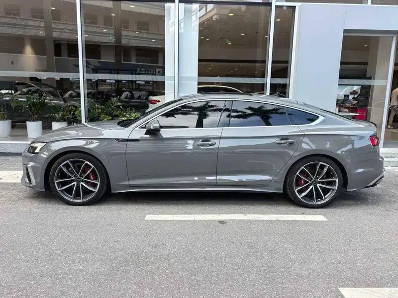 Audi A5 2022 Sportback 40 TFSI quattro Luxury Dynamic — миниатюра 3