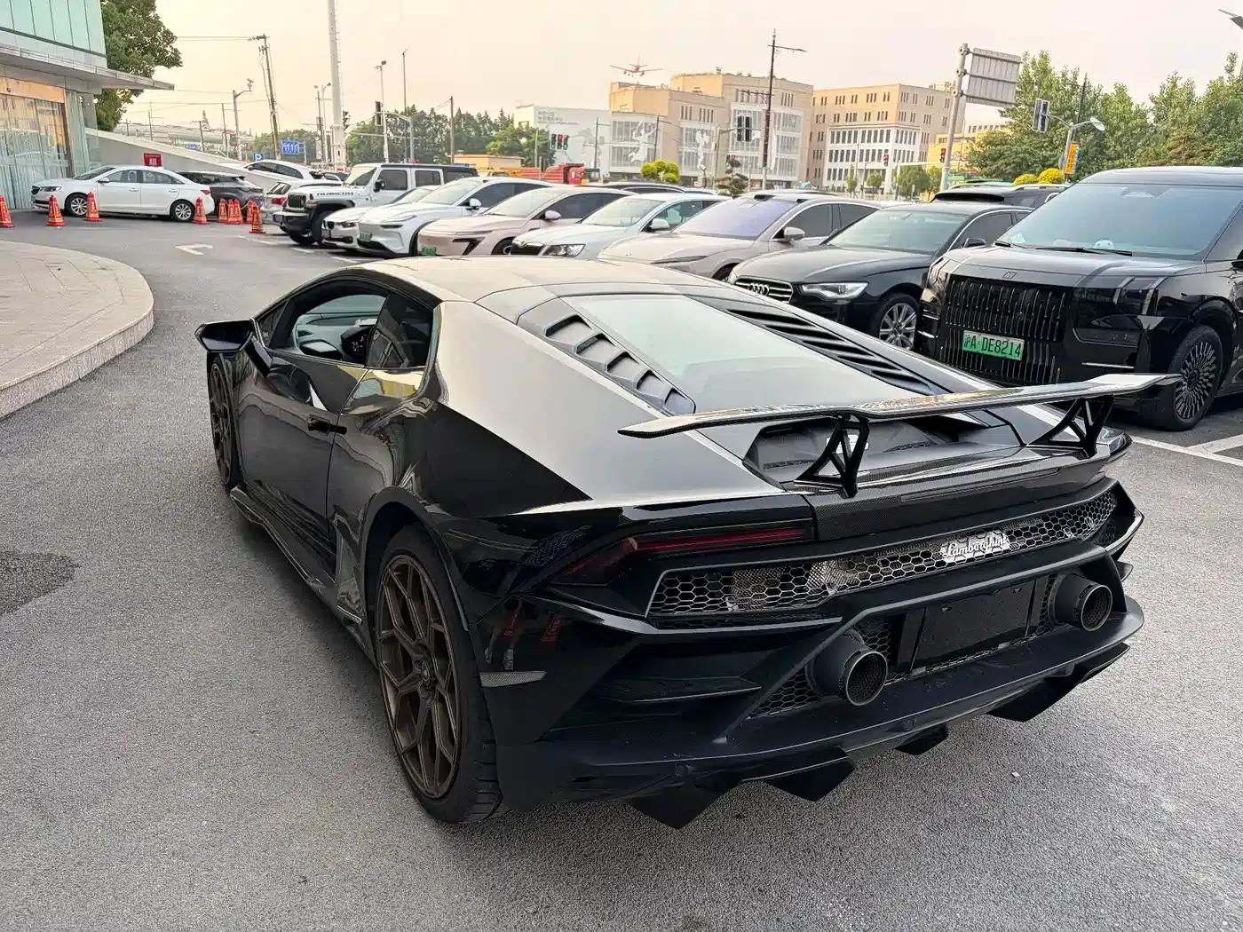 Huracán 2020 Huracán EVO RWD — миниатюра 6