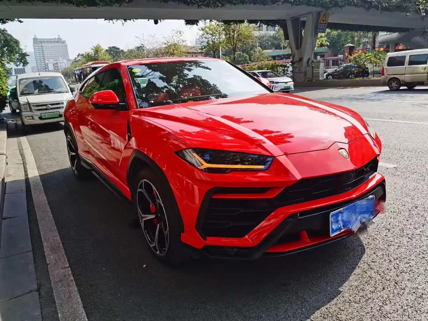 2018 Urus 4.0T V8 — миниатюра 3