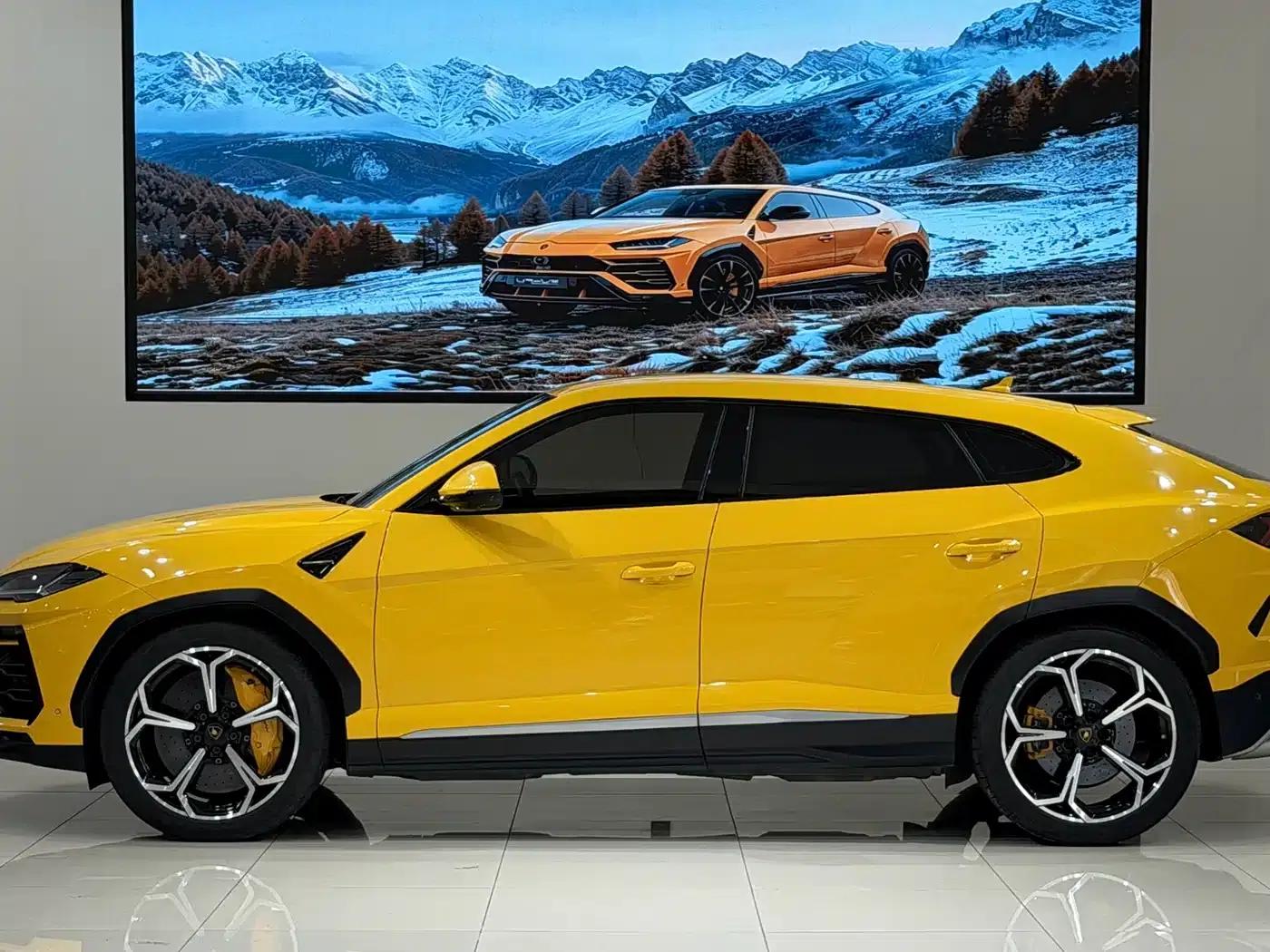 2018 Urus 4.0T V8 — миниатюра 3