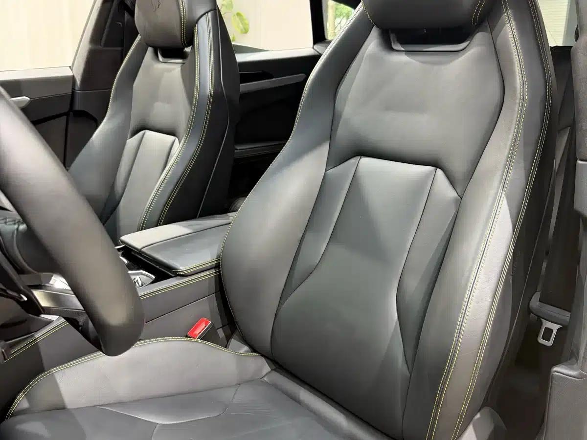 2018 Urus 4.0T V8 — миниатюра 9