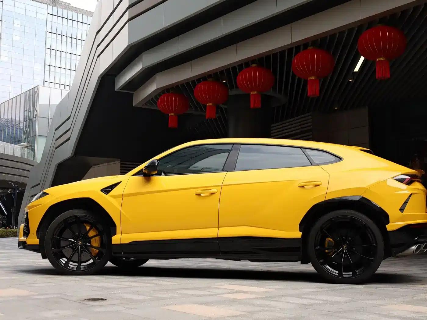 2021 Urus 4.0T V8 — миниатюра 3