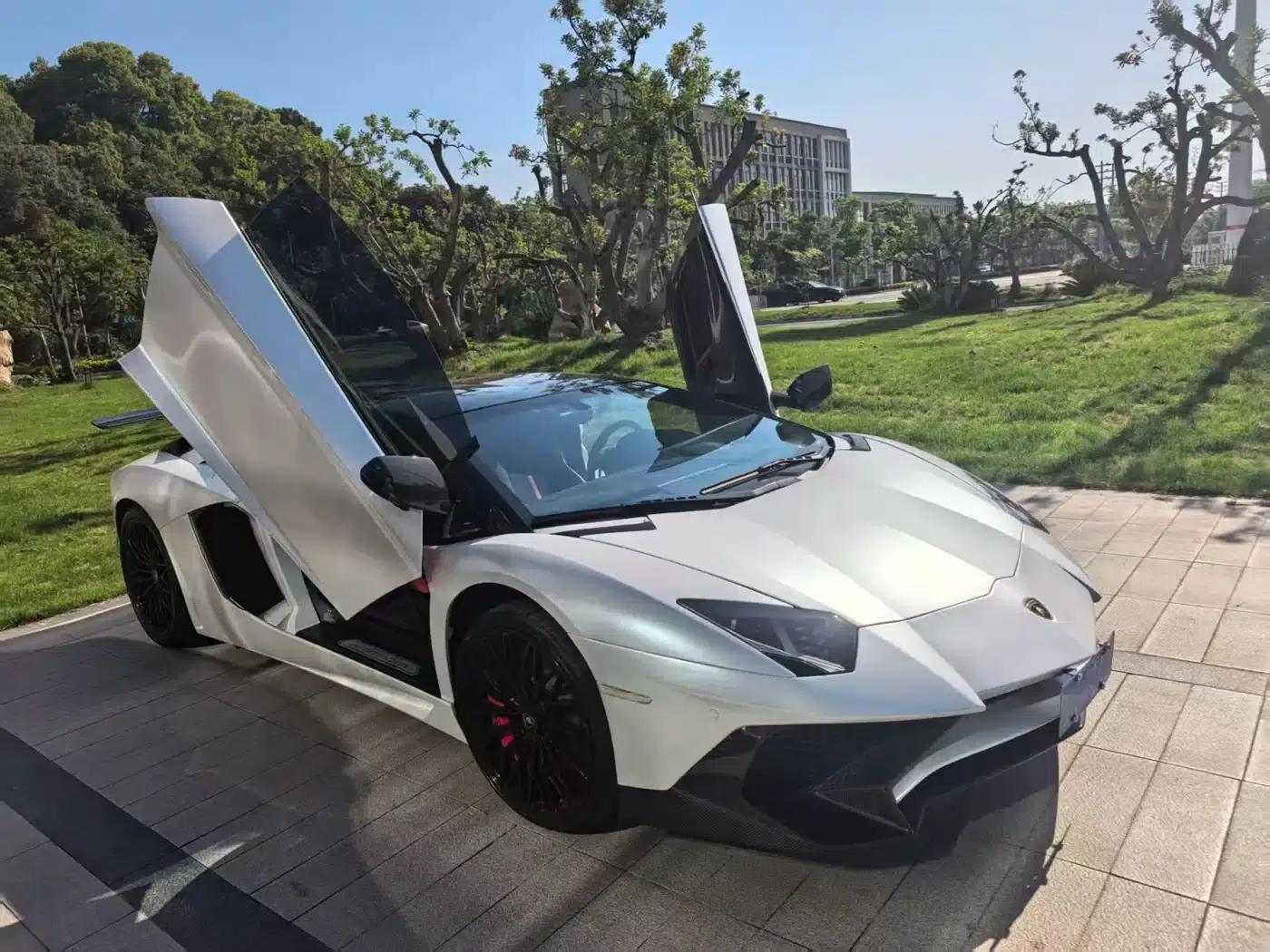 2011 Aventador LP 700-4 — миниатюра 1