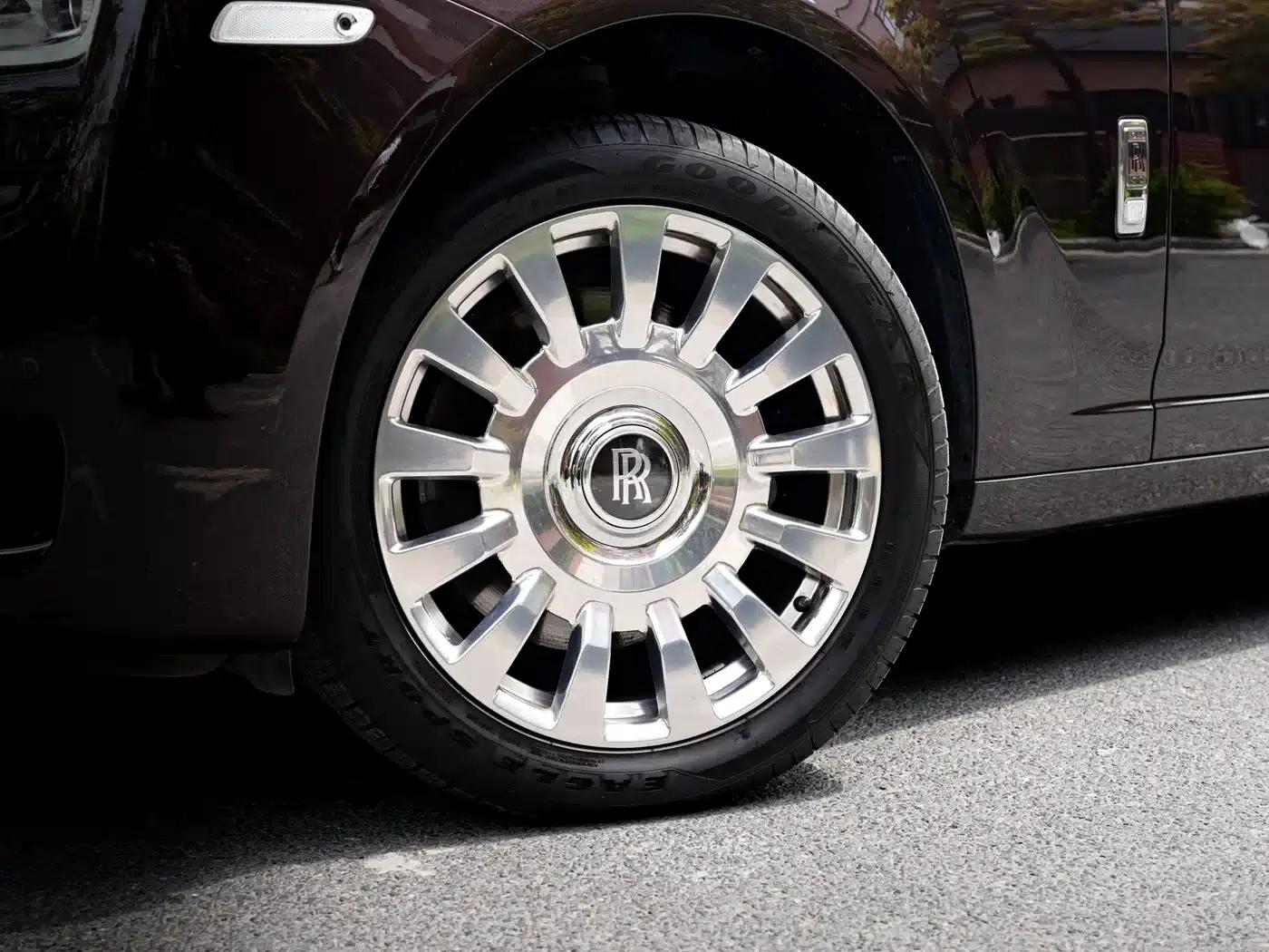 2015 Ghost Series II Extended Wheelbase — миниатюра 3