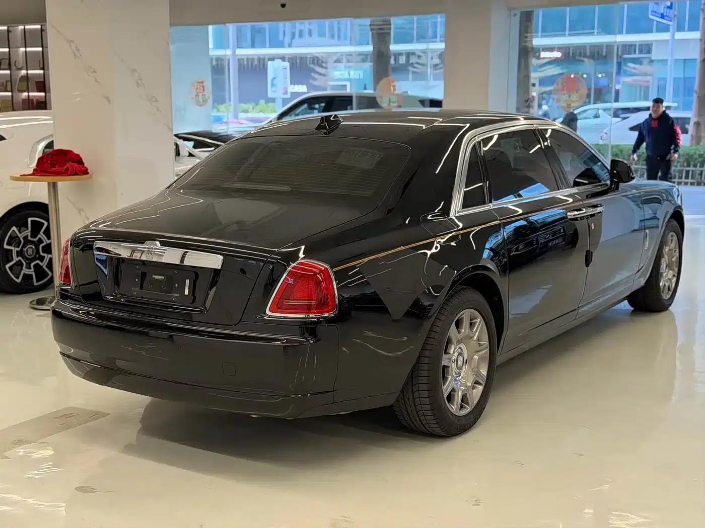 2018 Ghost 6.6T Long Wheelbase — миниатюра 12