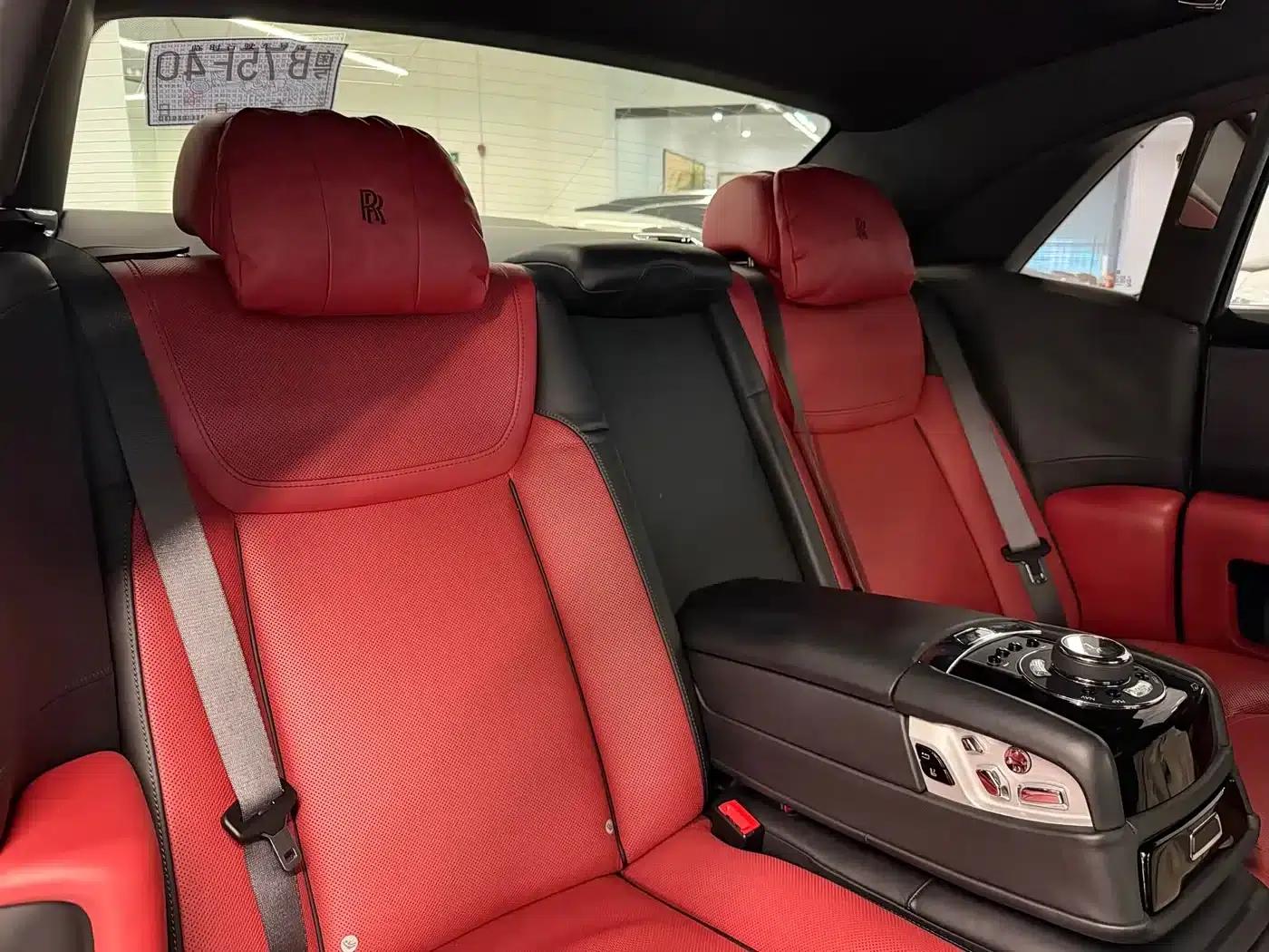 2018 Ghost 6.6T Long Wheelbase — миниатюра 8