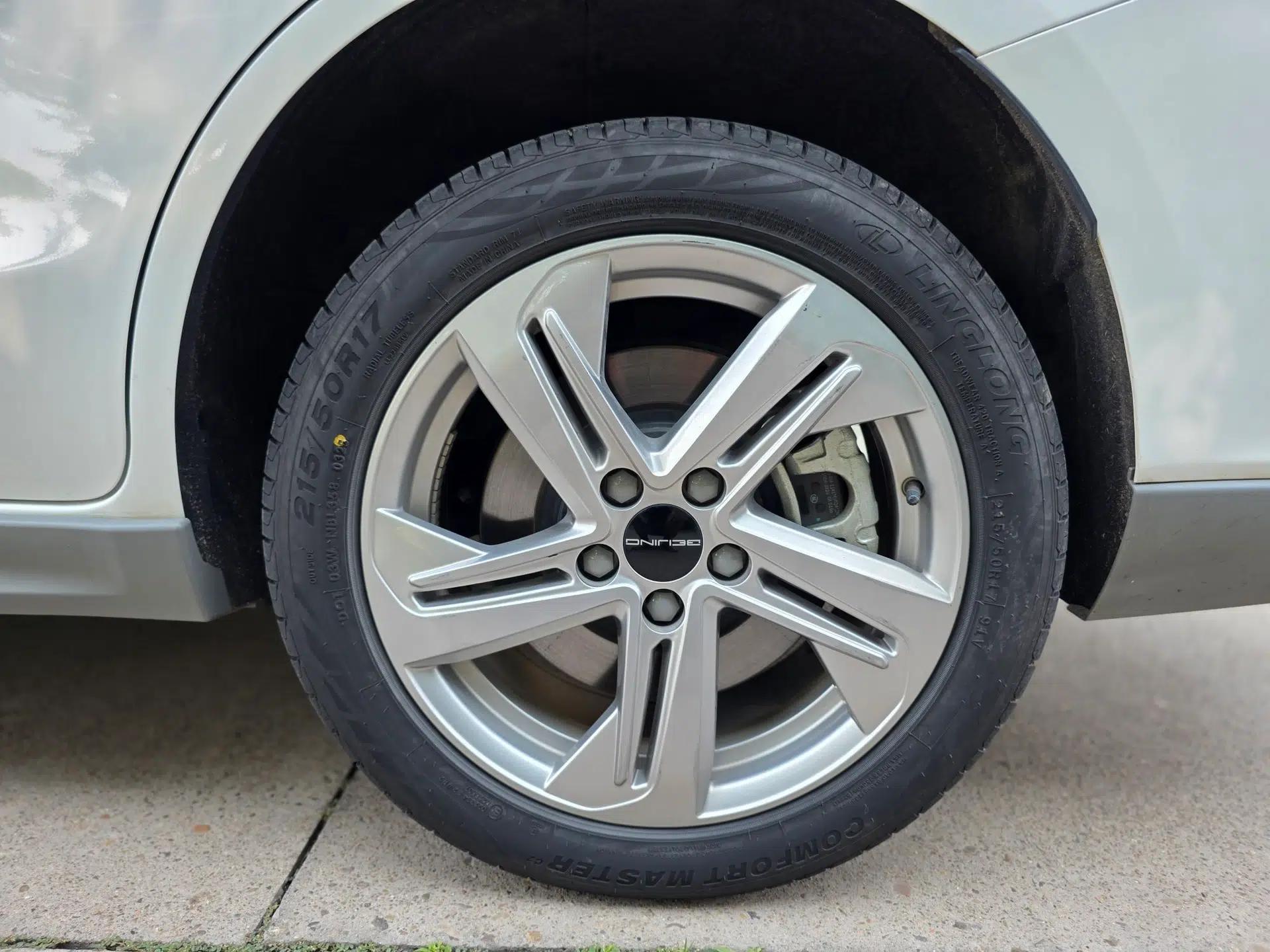 BAIC Beijing EU5 2025 Hongtu Standard Edition — миниатюра 12