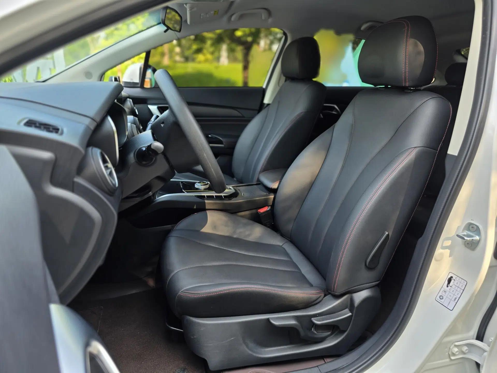BAIC Beijing EU5 2025 Hongtu Standard Edition — миниатюра 23